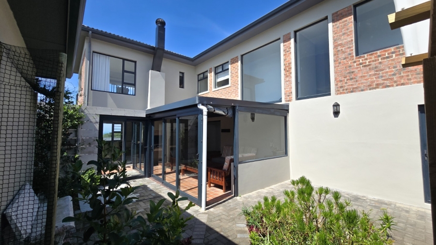 4 Bedroom Property for Sale in Glen Navar Eastern Cape